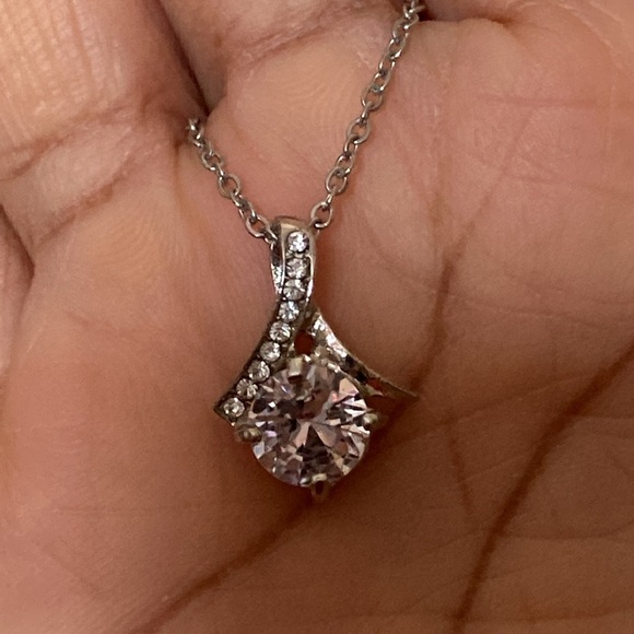 Dainty CZ Crystal Pendant Silver Tone Statement Necklace Chic - Picture 6 of 7